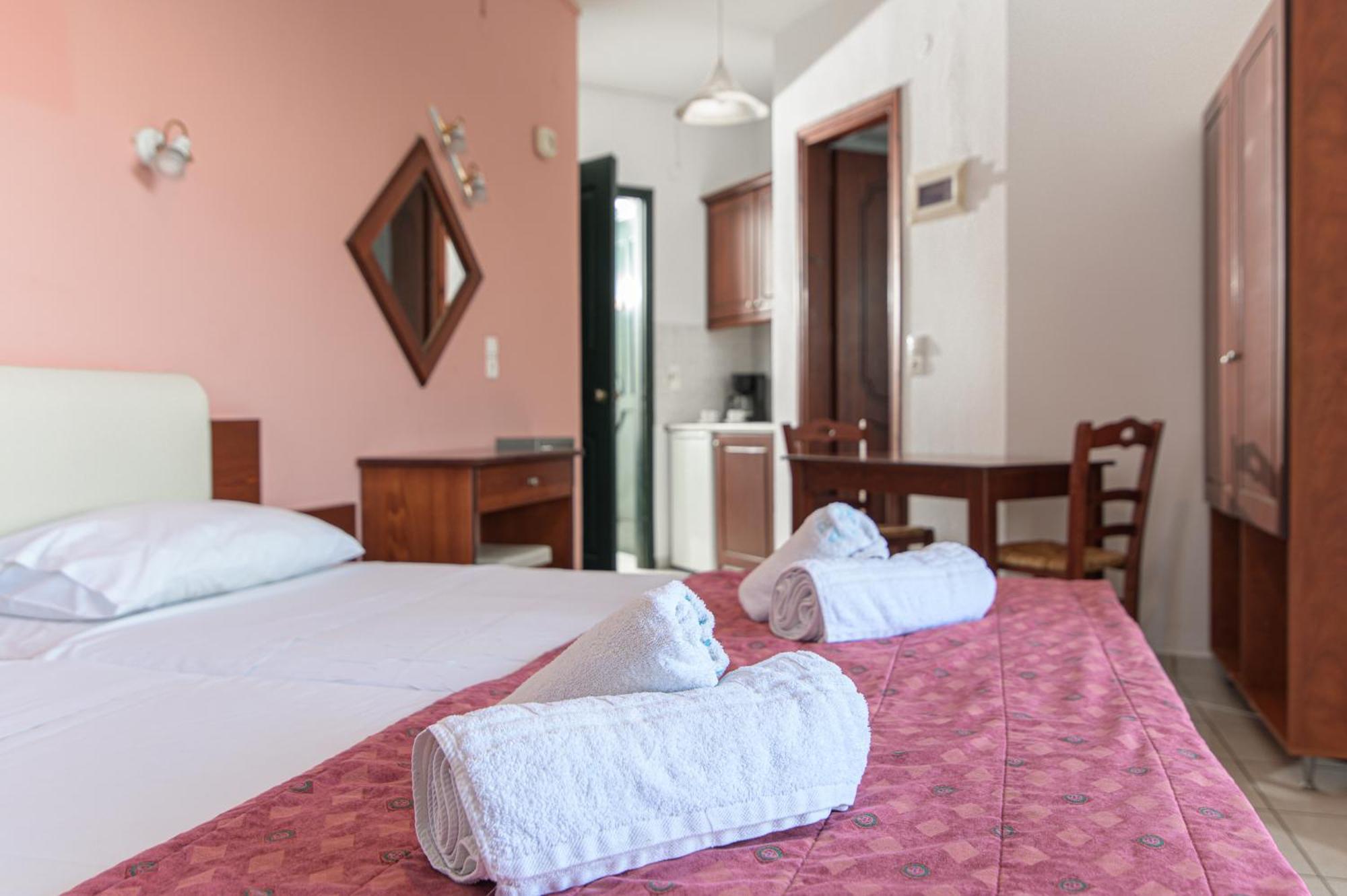 Ariadni Palace Apartments Херсониссос Экстерьер фото